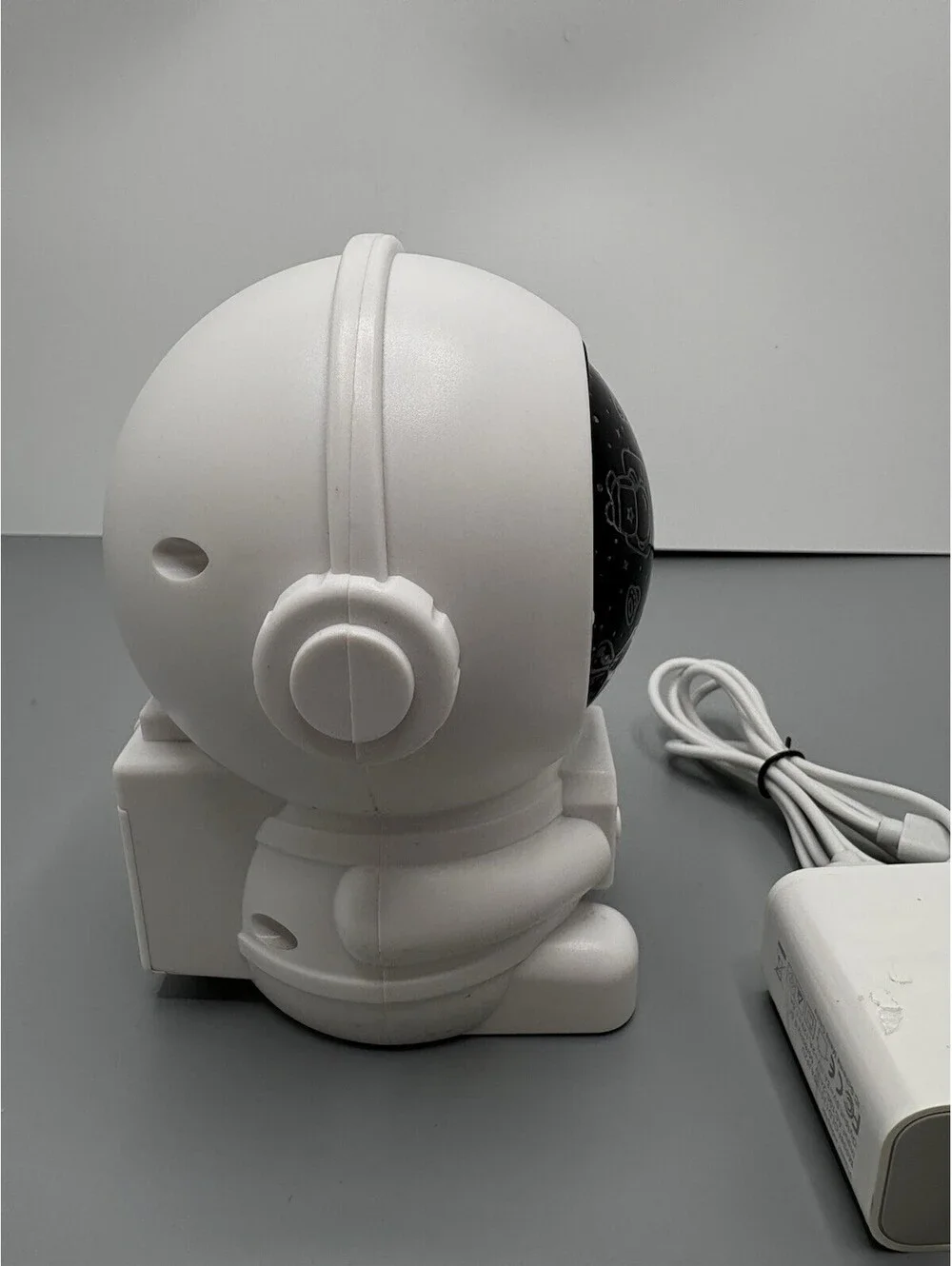 Astronaut Space LED Star Projector Night Light, USB Powered, White Kids Bedroom